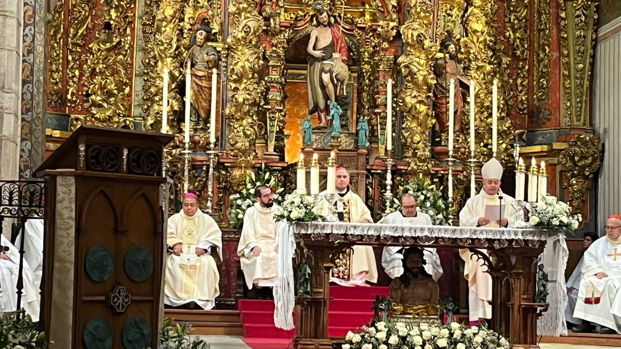 Jos Rodr Guez Carballo Toma Posesi N Como Arzobispo Coadjutor De